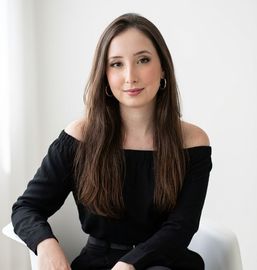 Rebecca Zanatta, advogada especialista em Direito da Saúde, Civil e Trabalhista